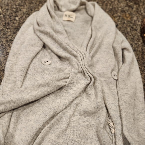 Grey Cardigan/Wrap - Picture 1 of 2